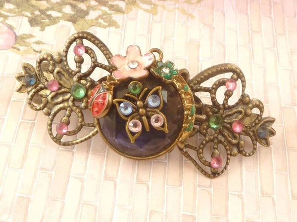 Frühlingshafte Haarspange mit Schmetterling und Emaille Blüten
