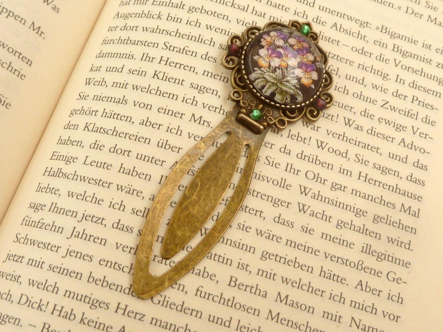 Lesezeichen Im Vintage Stil mit Stiefmütterchen Motiv bronzefarben,