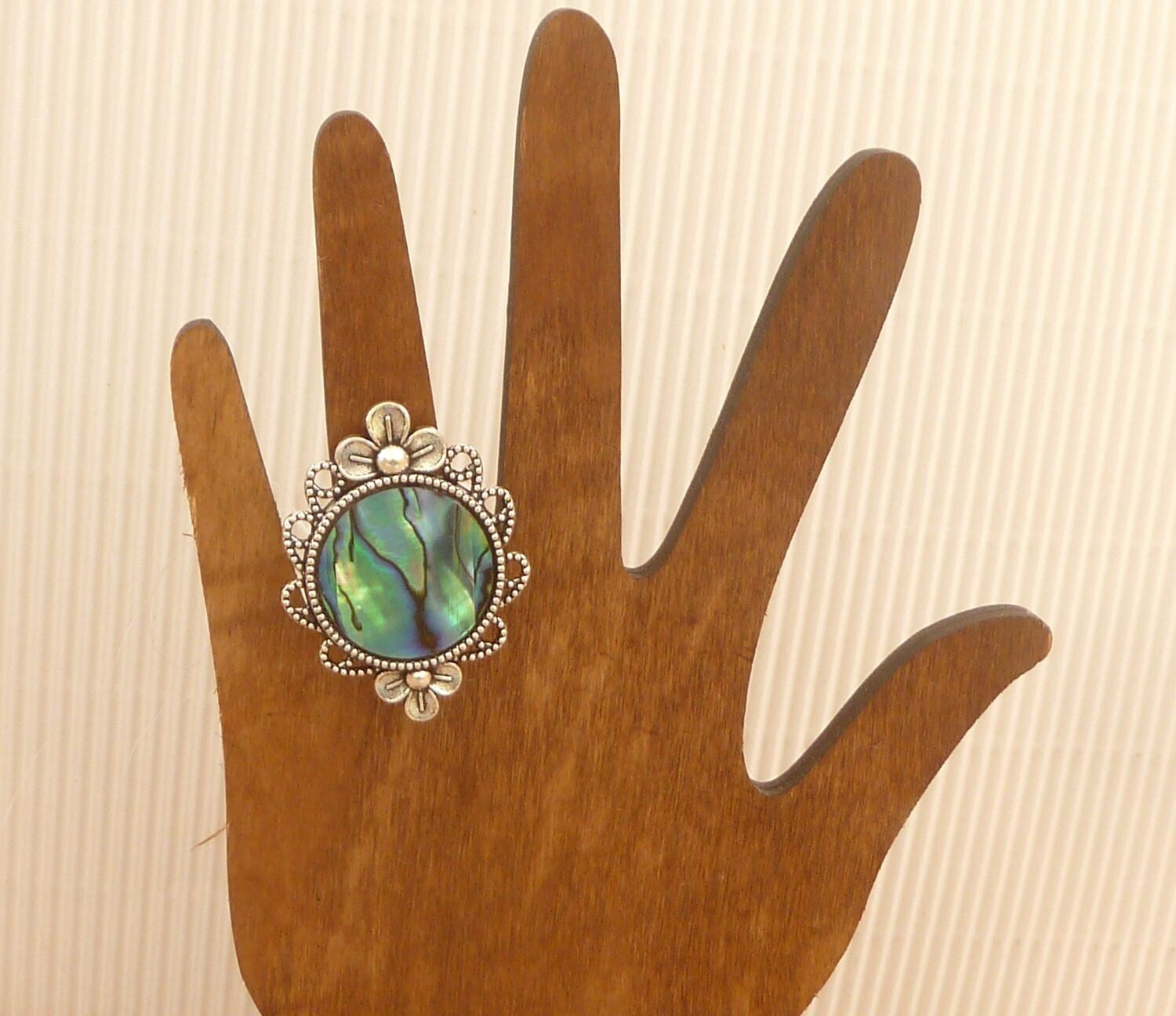 Großer Statement Ring mit Abalone Muschelscheibe silberfarben