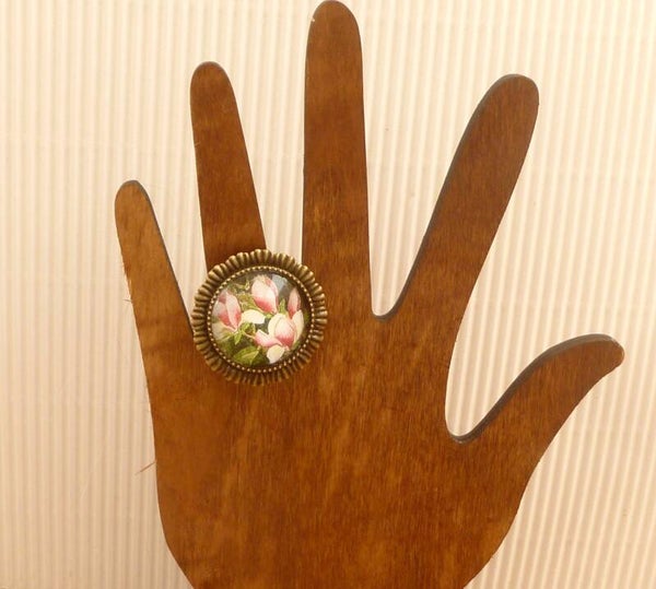 Großer Statement Ring mit Magnolien Motiv bronzefarben größenverstellbar