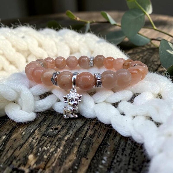 Handmade peach moonstone 8mm beads bracelet