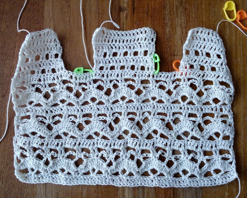 Stitch markers to point out special places