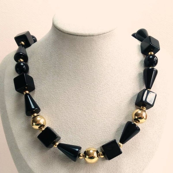 Trifari cube & cone ketting 80s