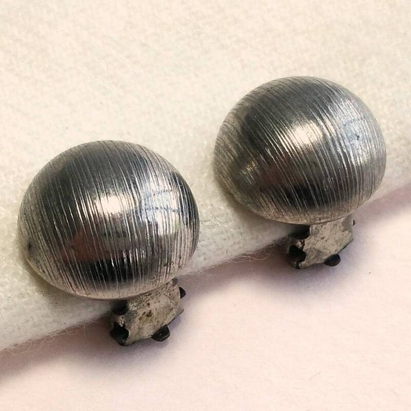 Outlet - Zilveren knopjes oorclips