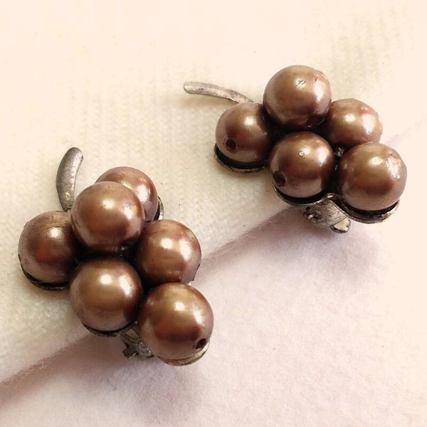 Parel druiventros oorbellen 50s