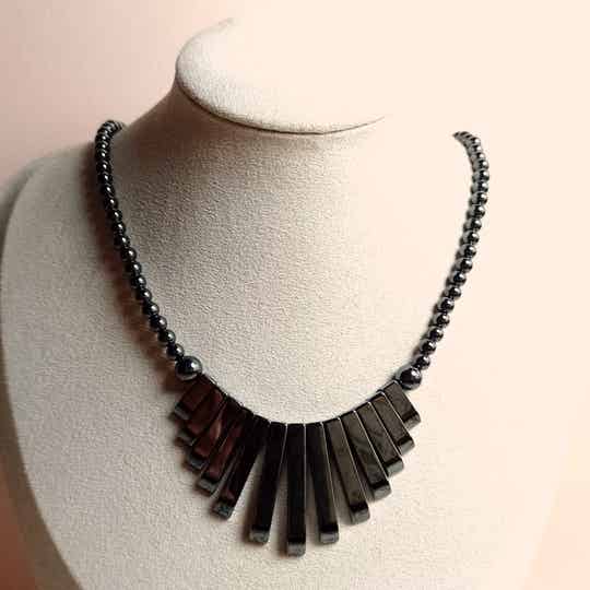 Gradient hematiet ketting 80s