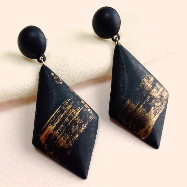 Outlet - Zwarte ruit oorstekers