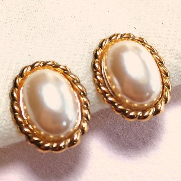 Ovale parel oorbellen 80s