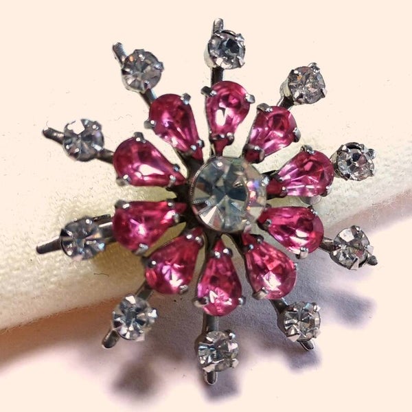 Roze strass broche 60s