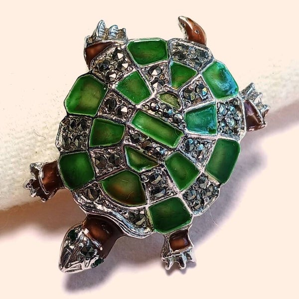 Emaille groene schildpad broche 60s