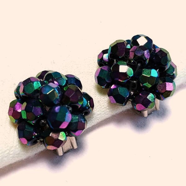 Zwarte olie cluster oorbellen 50s