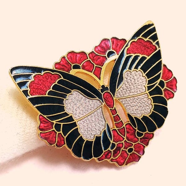 Fish vlinder cloisonné broche 70s