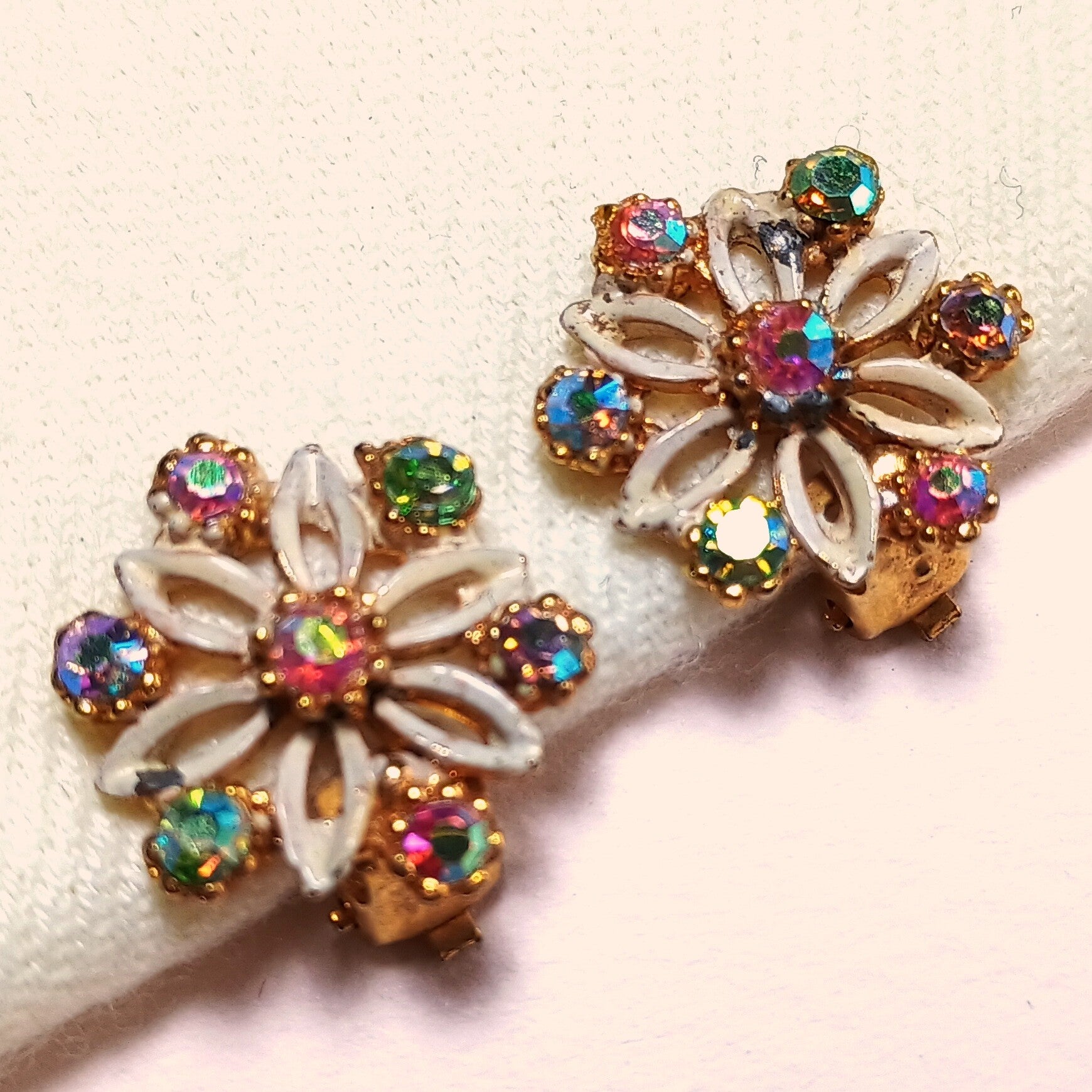 Aurora borealis bloem oorbellen 60s