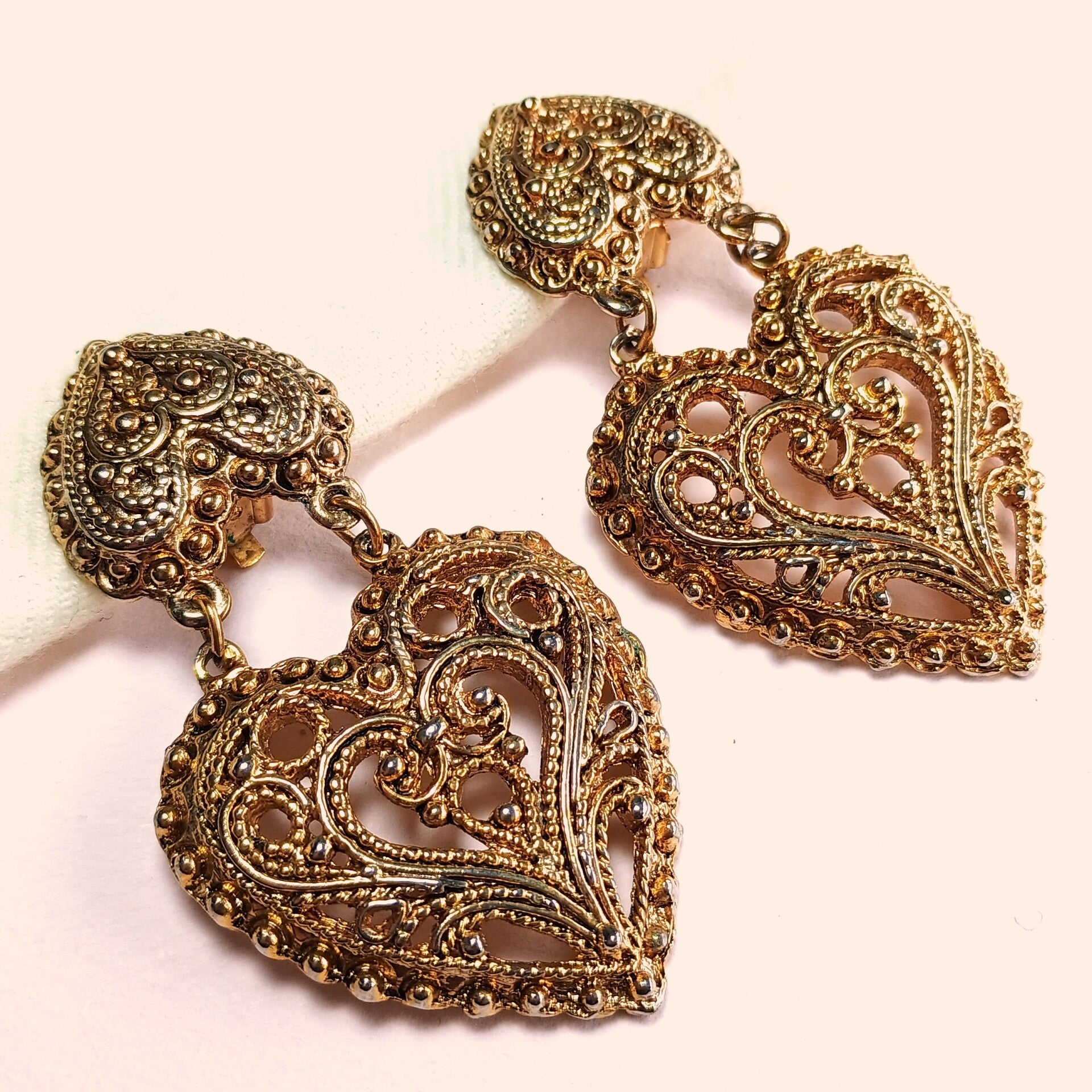 Goudkleurige hart oorbellen 80s