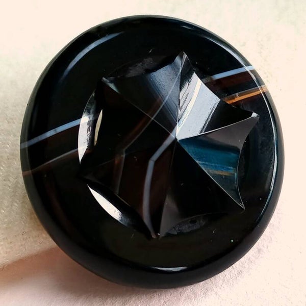 Ronde agaat ster broche 40s