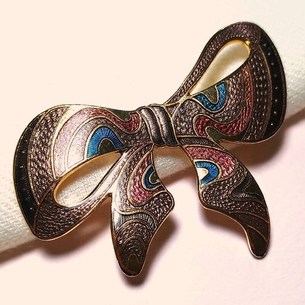 Cloisonné taupe strik broche 80s