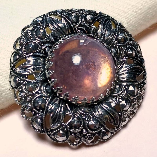 Zilverkleurige bloem broche 60s