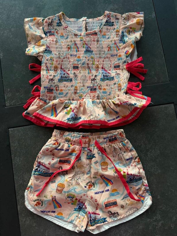Wonderland short set