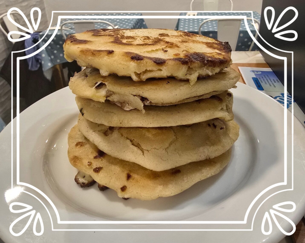 pupusa de queso