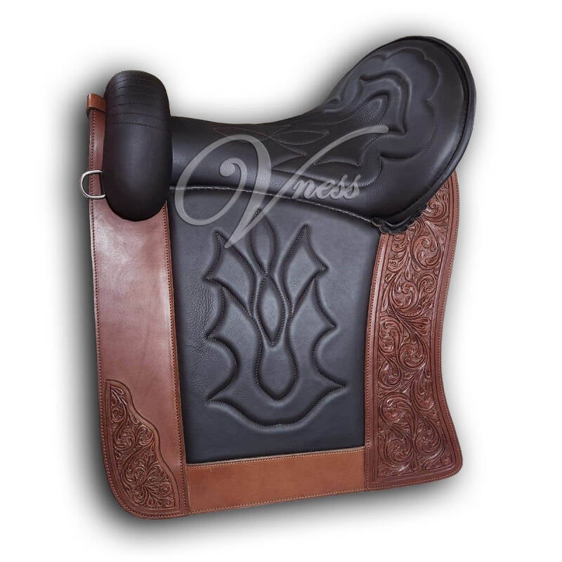 Lilly Vness Baroque working equitation treeless leather tree saddle adjustable panels italian and american leather custom order