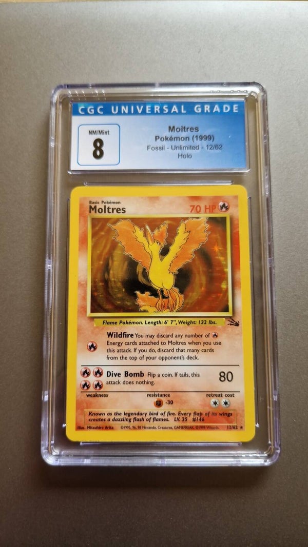 Moltres 12/62 Holo CGC 8 Fossil