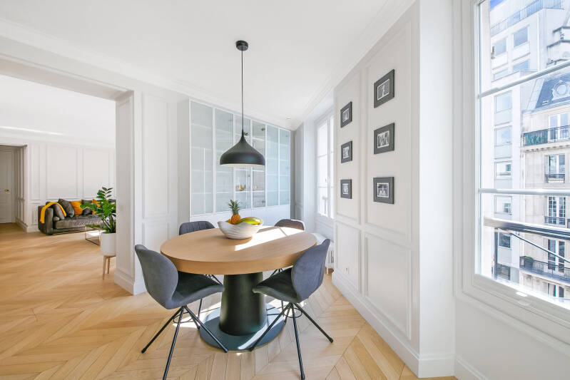 carrelage en ciment, carrelage en granit, carrelage en grès cérame, carrelage en marbre, carrelage en mosaïque de salle de bain, carrelage en pierre, carrelage en terre cuite, carrelage en travertin, carrelage en verre, carrelage espagnol, carrelage galet