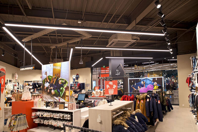 chalet en bois, chalet en bois en kit, chalet en bois massif, chalet en kit, chalet en rondin, chapiteau industriel, charpente à toit plat, charpente agricole, charpente apparente, charpente artisanale, charpente d'auvent, charpente de clocher, ch