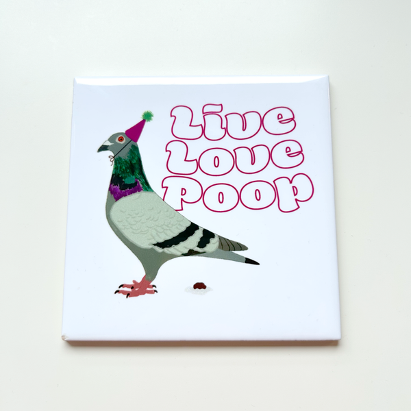 Kneusje: Tegel - Live Love Poop (6)