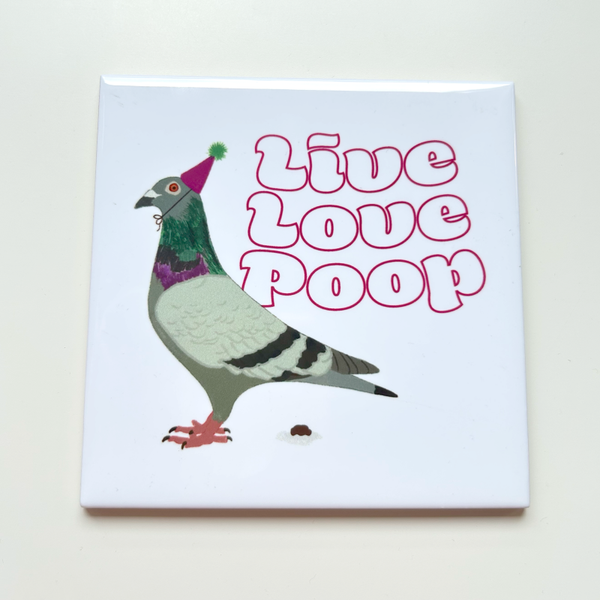 Kneusje: Tegel - Live Love Poop (7)