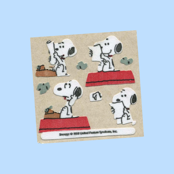 Stickermagic - Furrie Snoopy & Typewriter