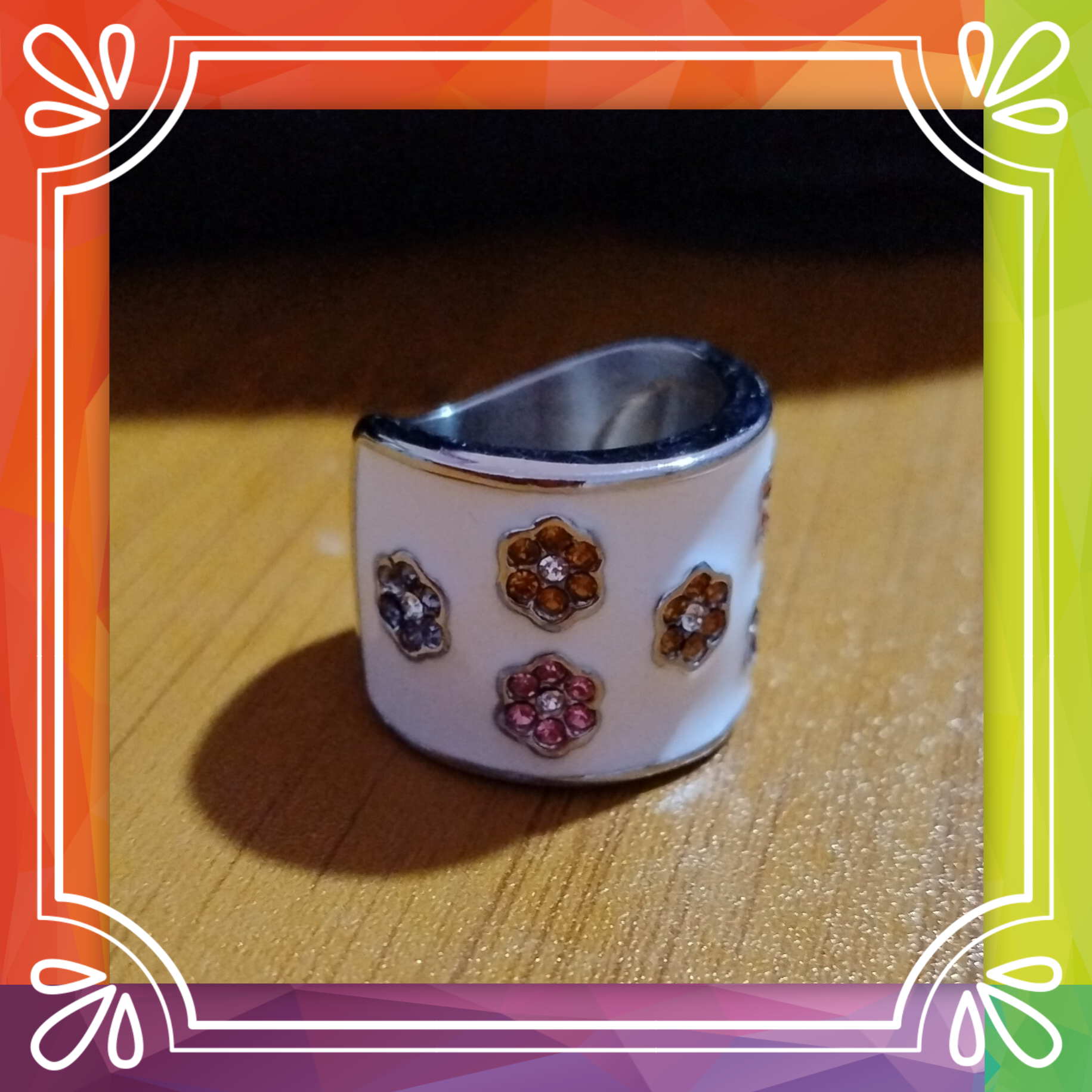 Enamelled Daisy Ring