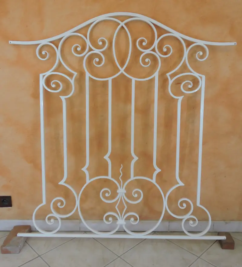grille fenetre fer forgé