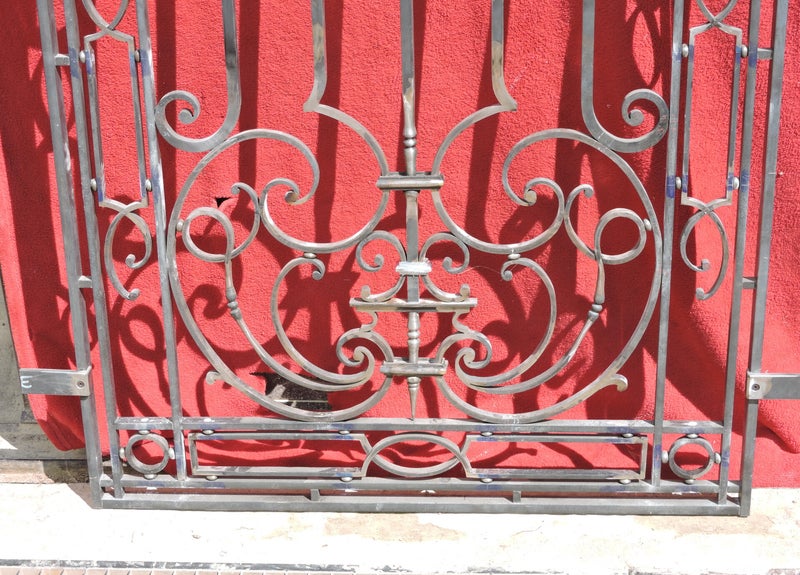 Détails partie basse grille de défense ROma