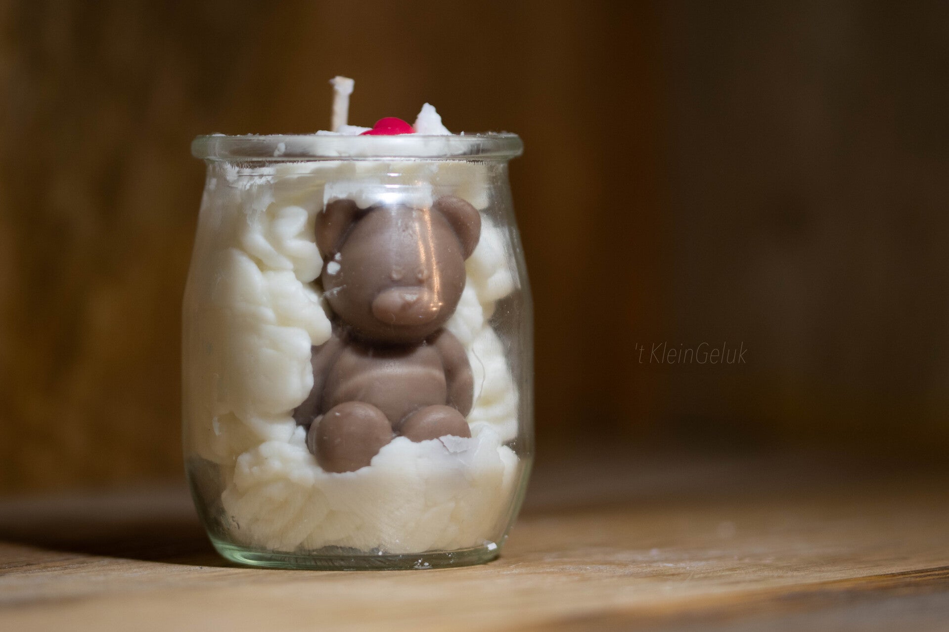 Potje met beer en hartjes