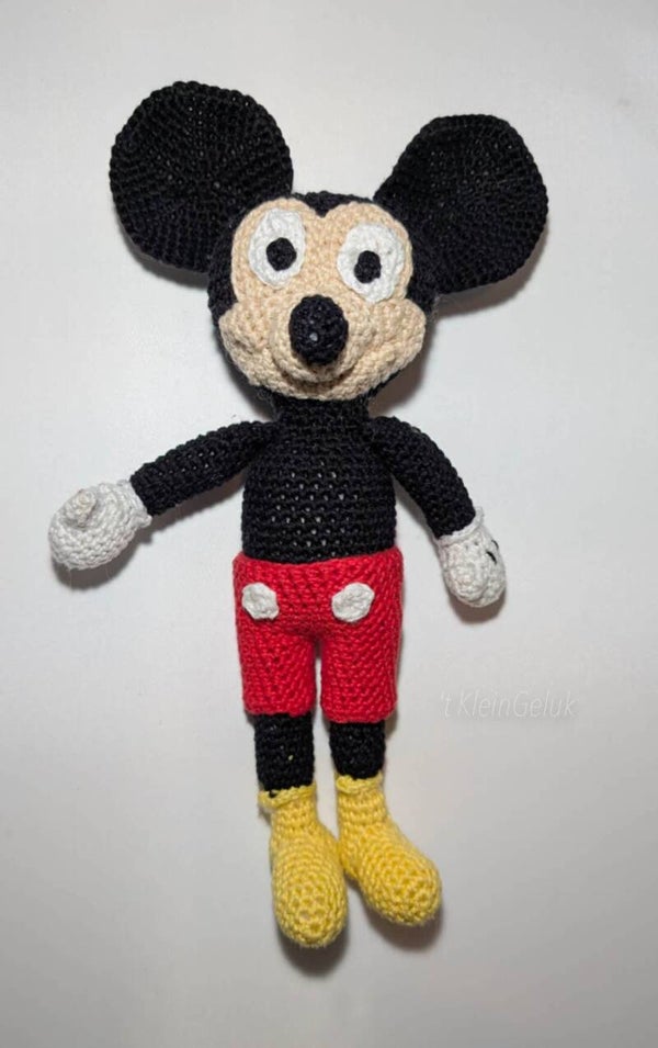 Muizenjongen met rode broek