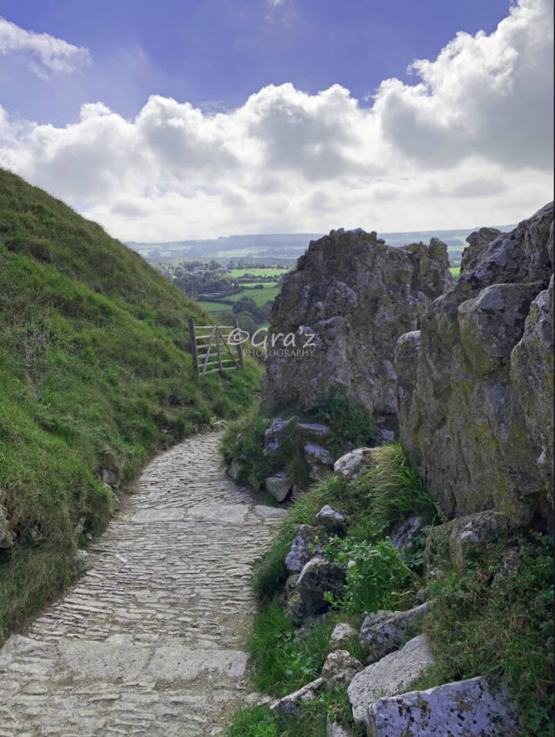 Corfe Castle Footpath