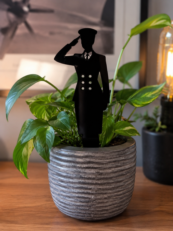 WRNs silhouette - Freestanding or Plant Pot