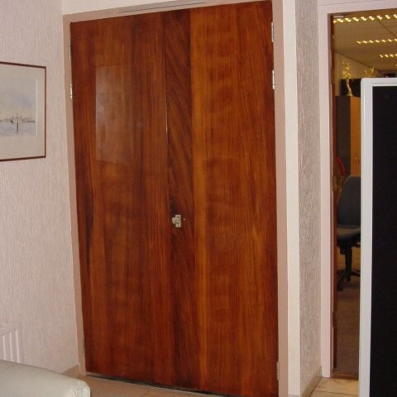 begrafeniscentrum houtimitatie