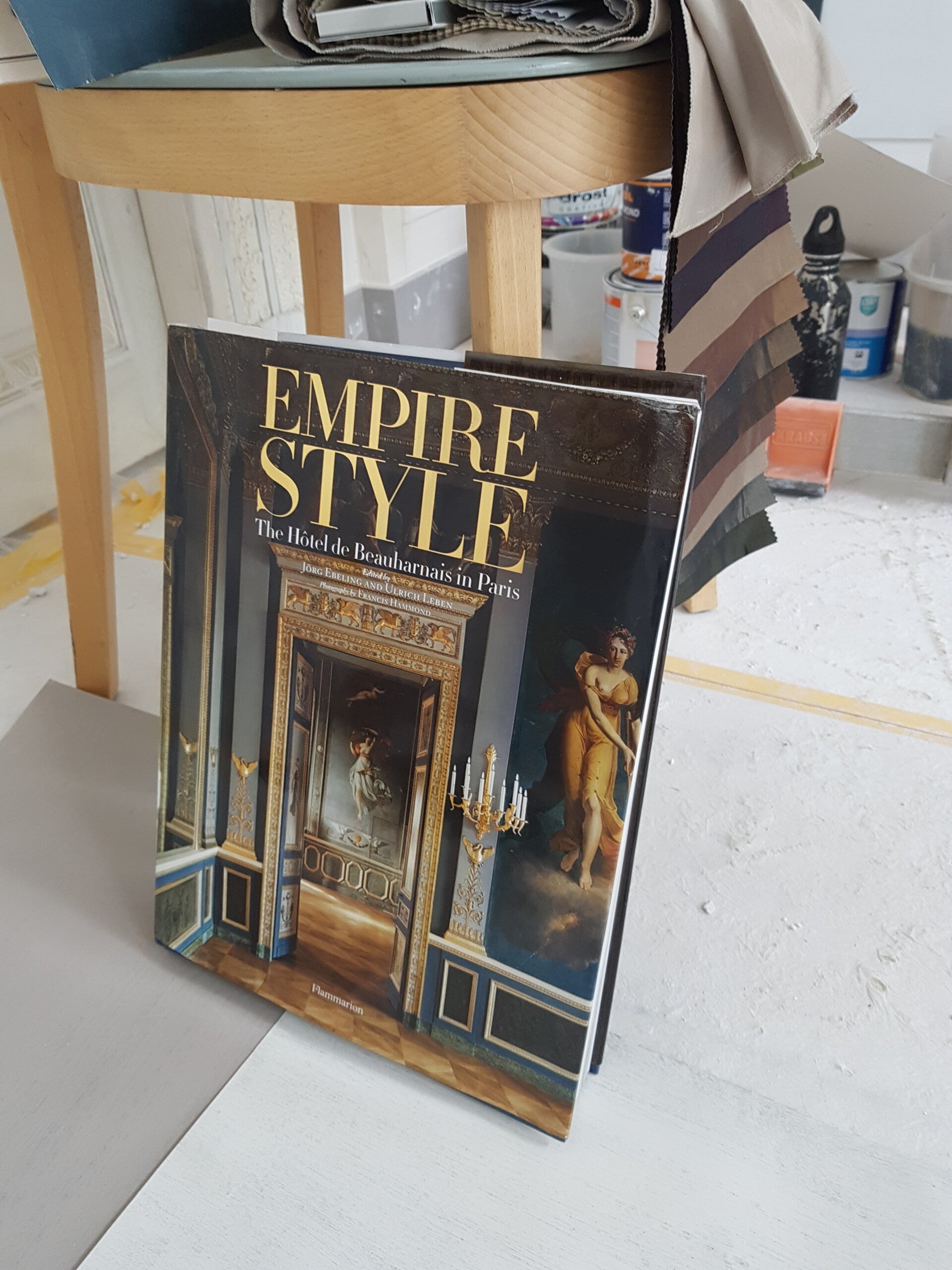 empire stijlkamer aan de gracht