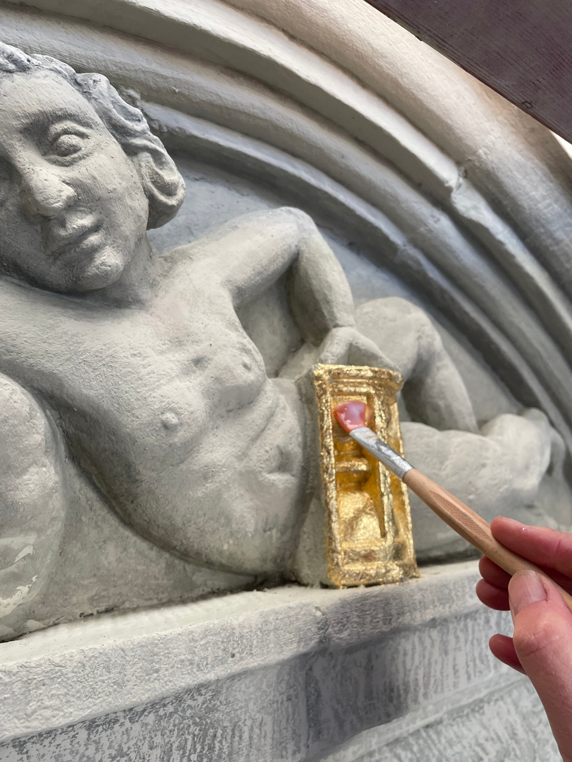 stenen onderdelen poort 
