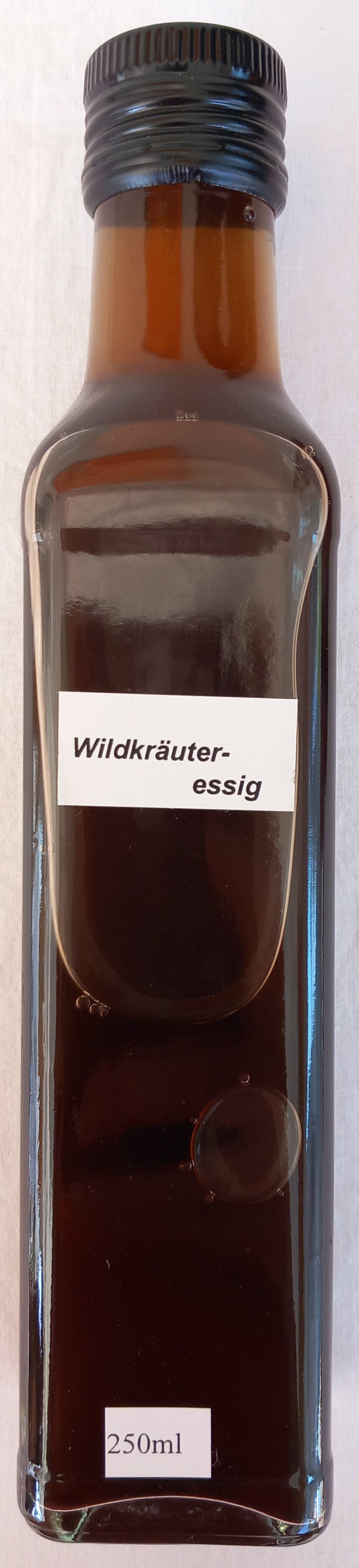 Wildkräuteressig