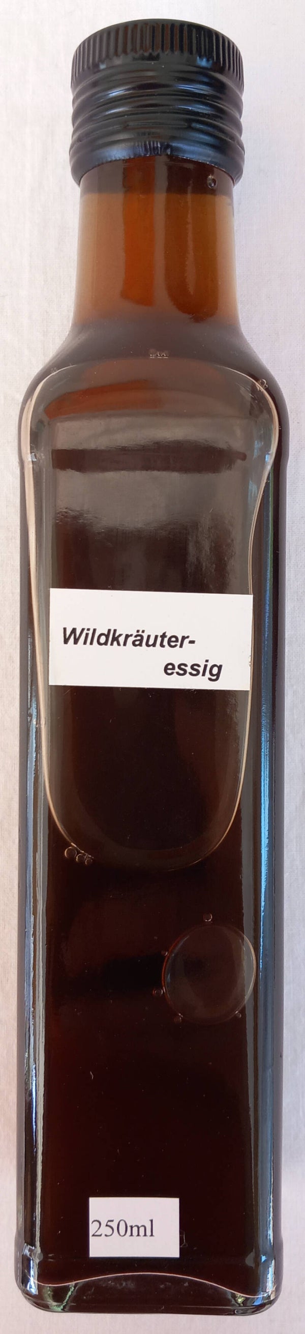 Wildkräuteressig
