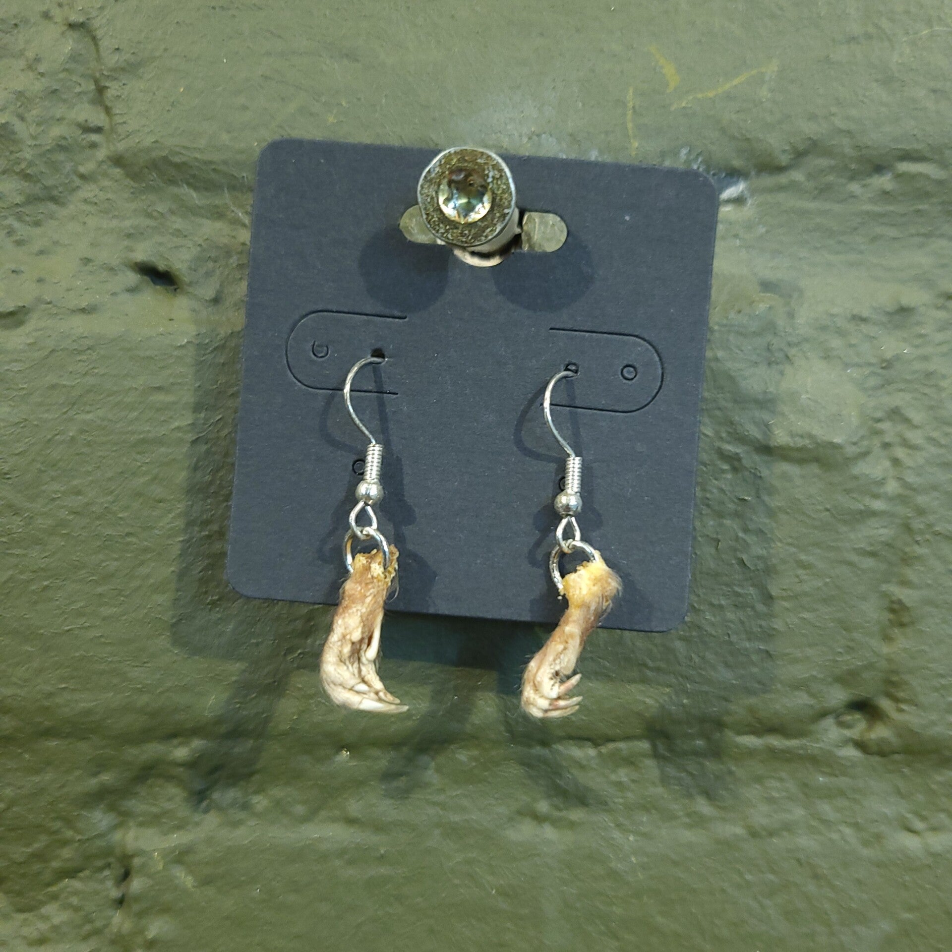 Oorbellen springmuis pootjes