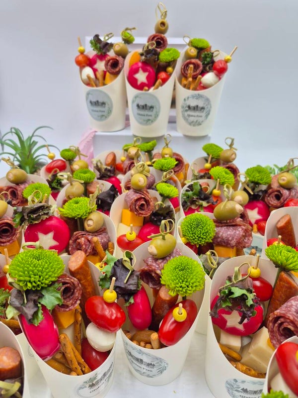 Charcuterie Simply Glutenless Cups 14 oz