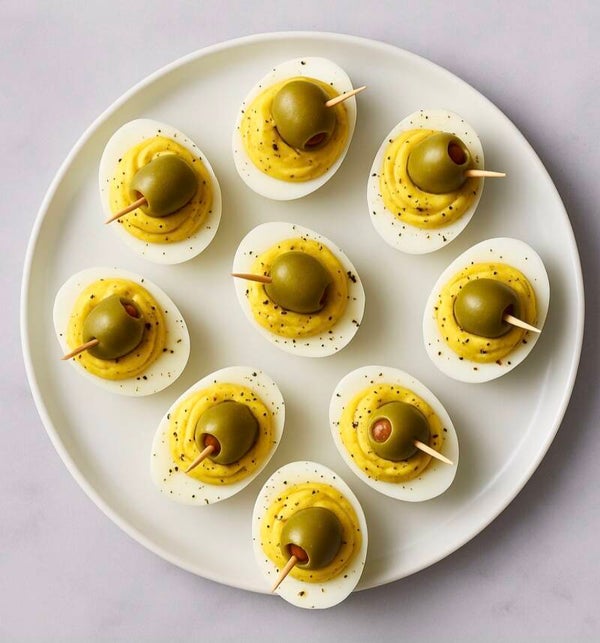 🥚✨ Dirty Martini Deviled Eggs – A Twist on the Classic!