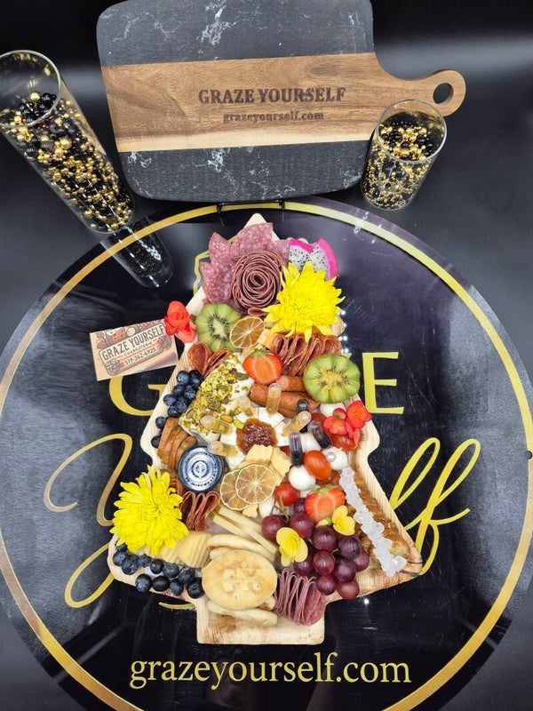 🎄 Holiday Tree Graze Tray 17" × 12"