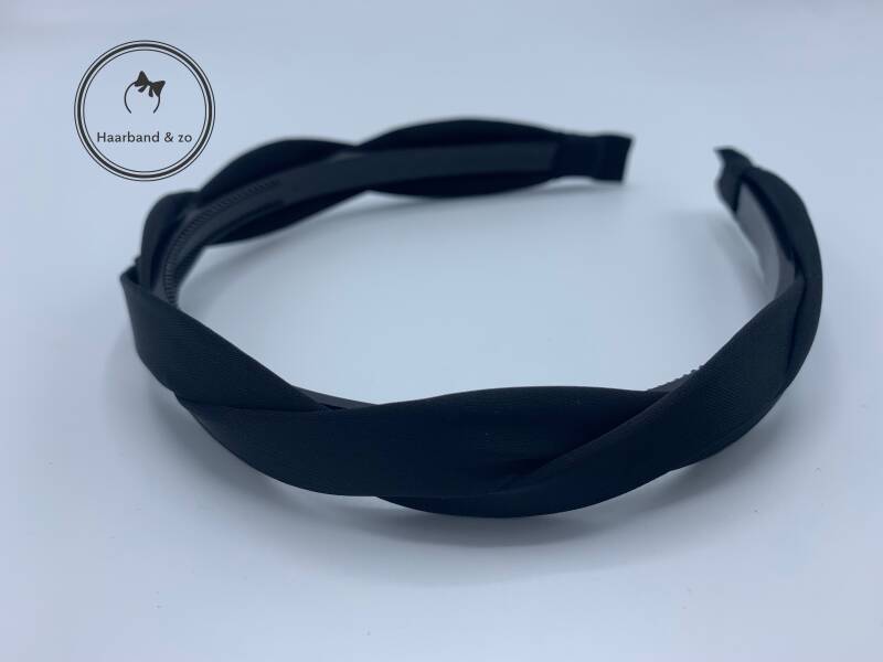 Booghaarband met overslagen van satijn in zwart (art.nr. 240-01)