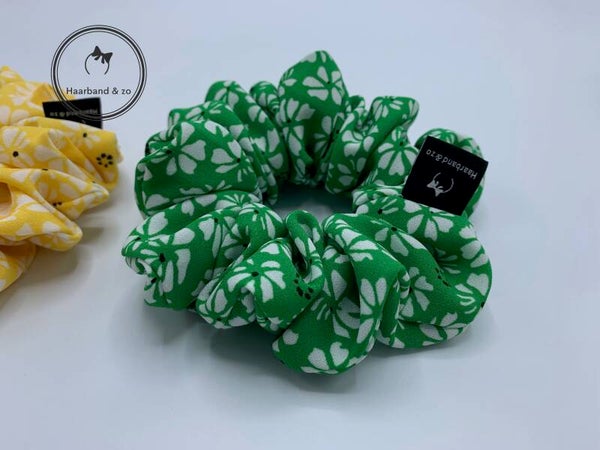 Haarband & zo, Scrunchie van chiffon in bloemenprint groen met wit (art.nr. 261-05)