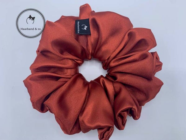 Haarband & zo XL-scrunchie van satijn in roestbruin (art 276-03)