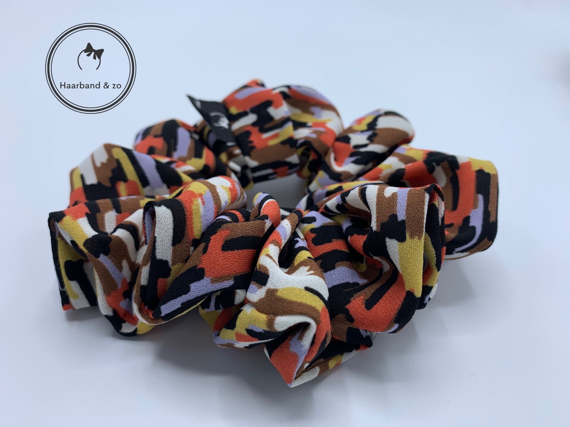 Haarband & zo, Scrunchie in multicolor print oranje/bruin (art.nr. 37-05)
